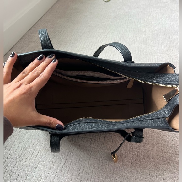 Michael Kors Black Tote Bag - Picture 2 of 5